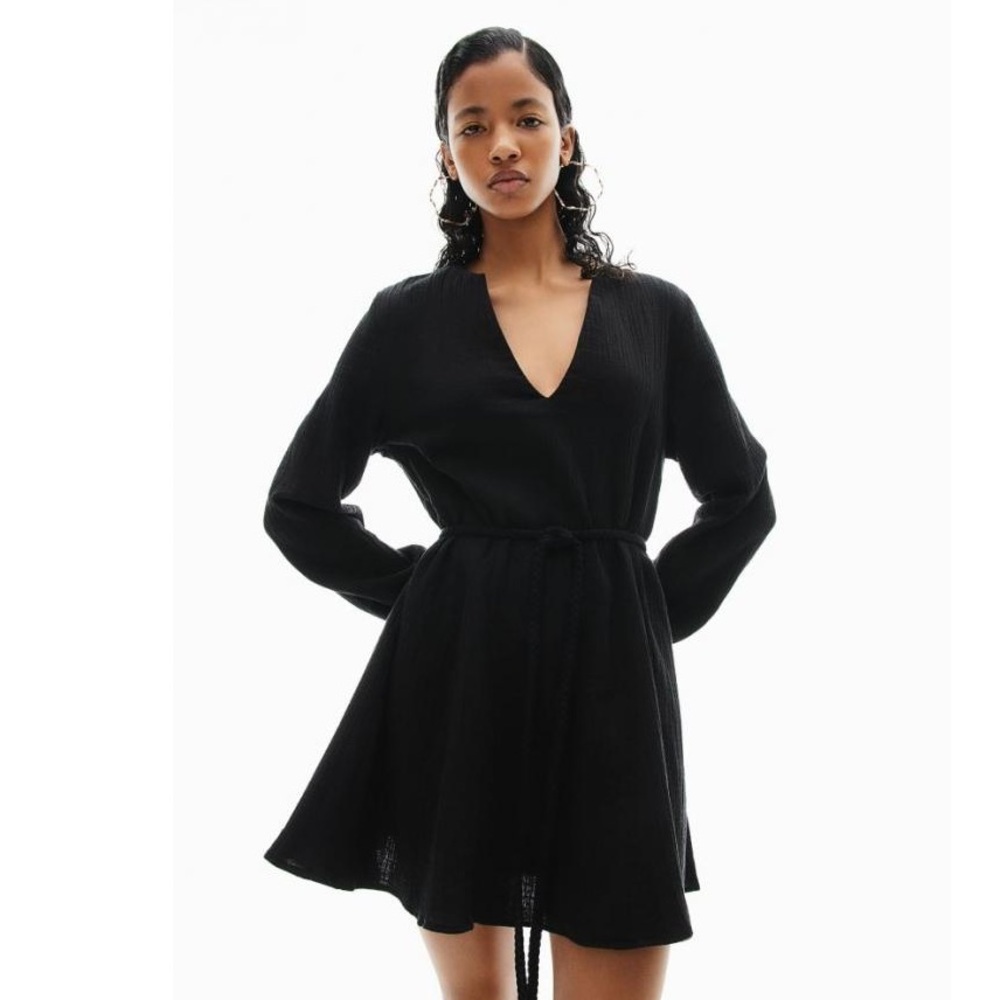 H&M Black Long Sleeve Dress